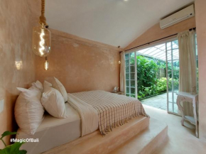 Ocean Star Villa Three Near KuDeTa Beach